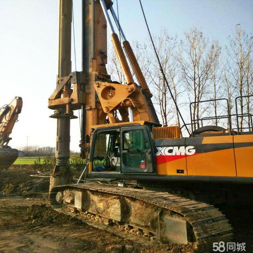 邹城旋挖钻机公司 买机械设备租赁提供钻孔机设备